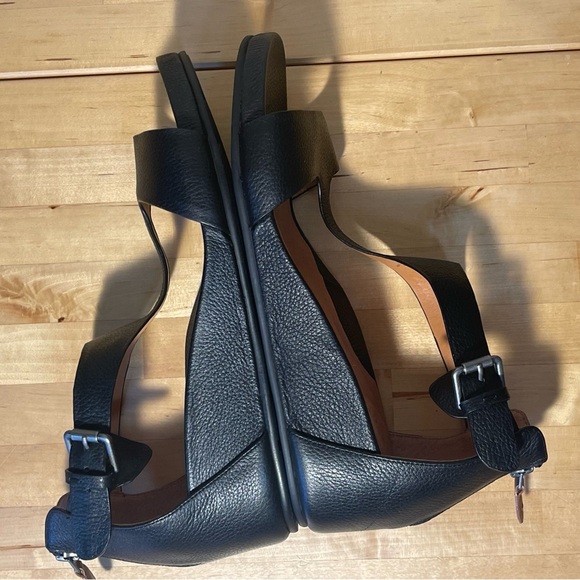 Gentle Souls by Kenneth Cole Women's Gisele Leather Platform Wedge Sandals - Picture 8 of 14